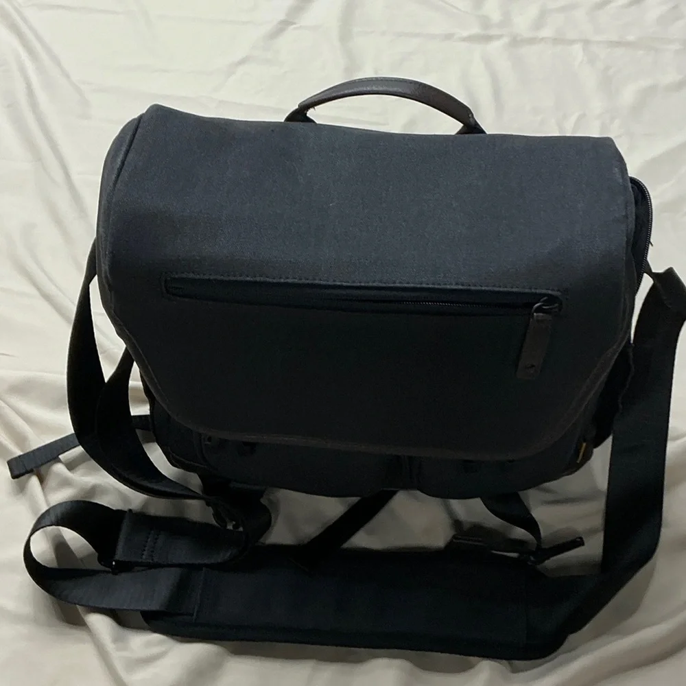 Sleek Black Camera Messenger Bag